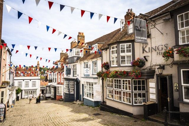 Lymington High Street (credit Visit Hampshire)