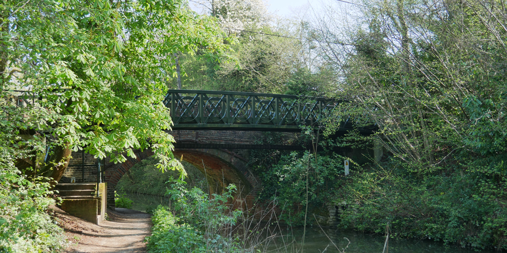 Malthouse Bridge and Footbridge