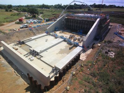 Box construction roof concrete pour – early August 2025