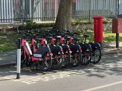 Visual example of VOI bike bay