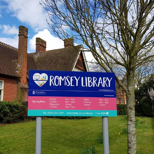 Totton library exterior sign