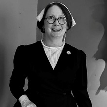 female actress dressed as a Victoria nurse