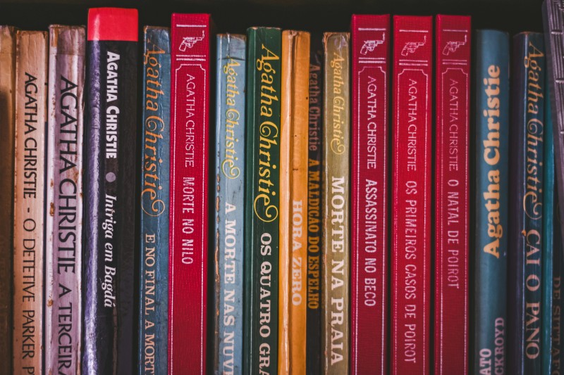 17 Nov - Agatha Christie-web