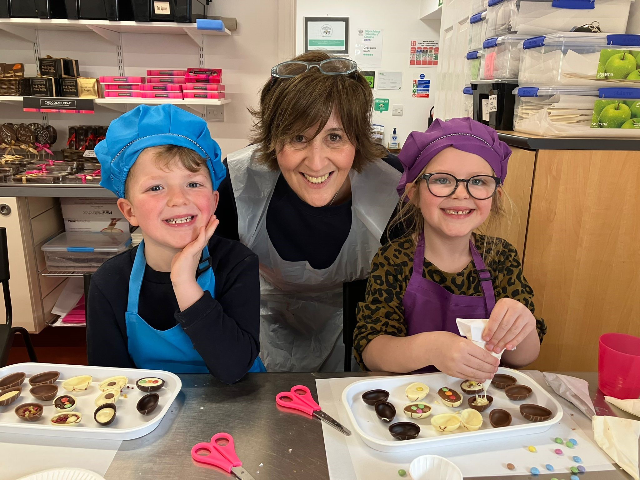 23 Aug - Family Fun Choc Making