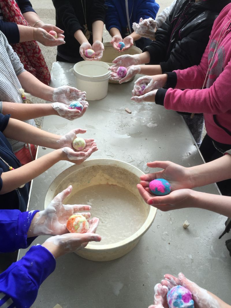 Photograph of children doing arts and crafts at Minstead Study Centre