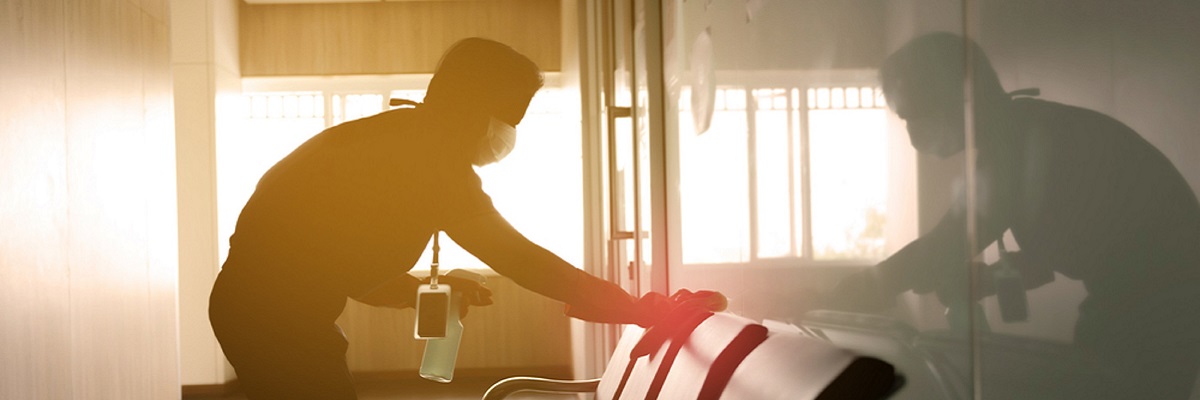Cleaning contractor