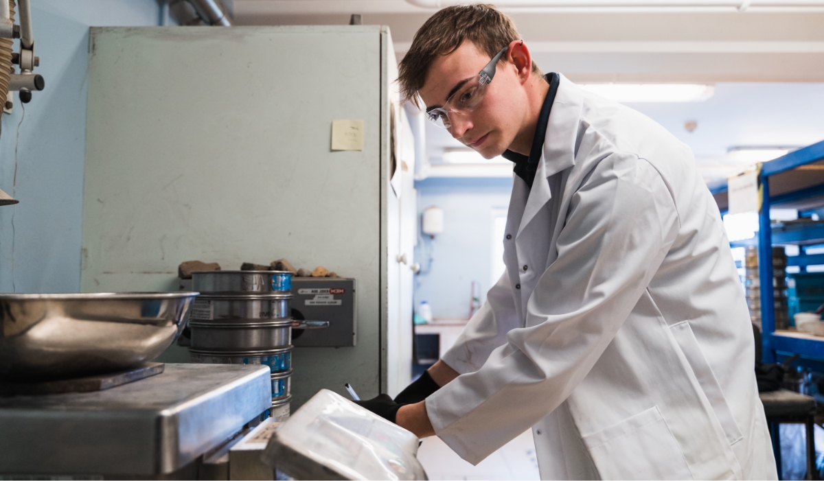 Lab worker working in a laboratory